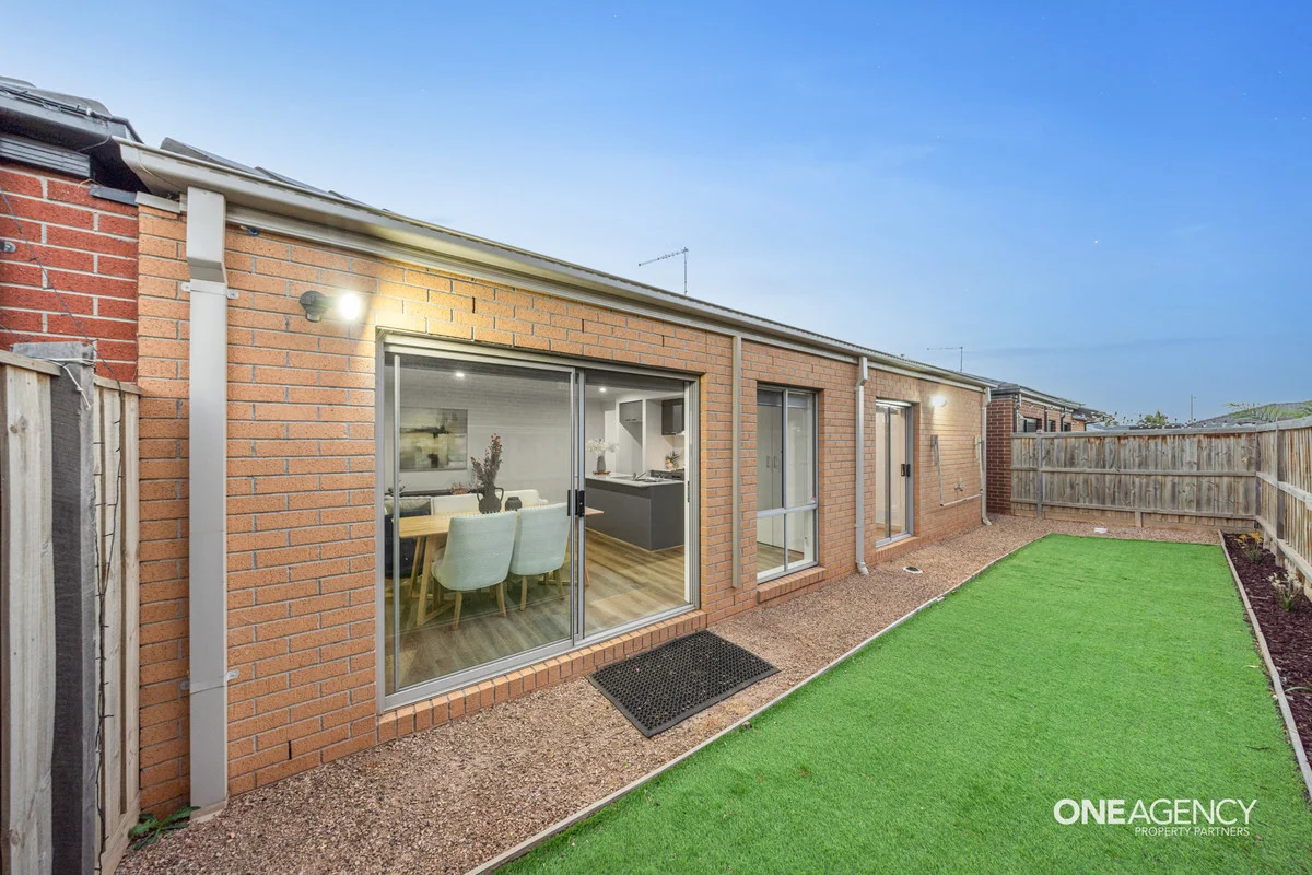 Additional image 13 of 13 Wonderland Road, Werribee VIC 3030