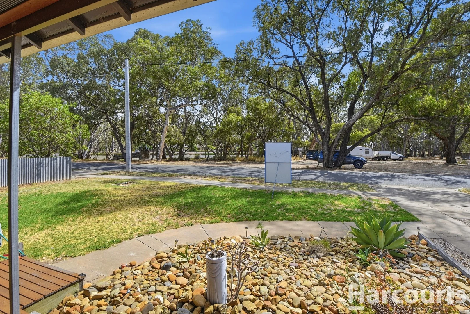 86 Craig Avenue, Warracknabeal VIC 3393