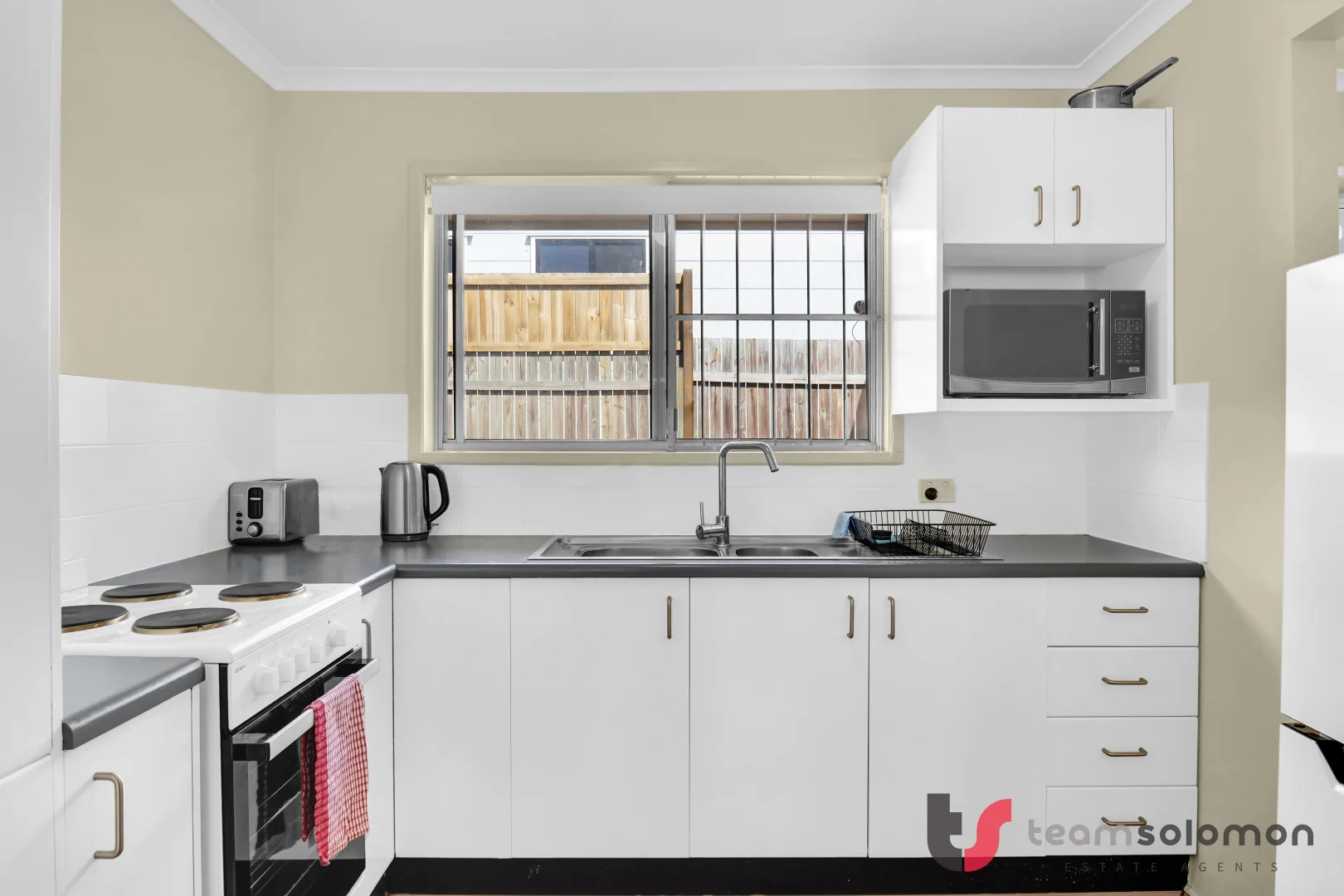 Additional image 2 of 33 Waratah Avenue, Victoria Point QLD 4165