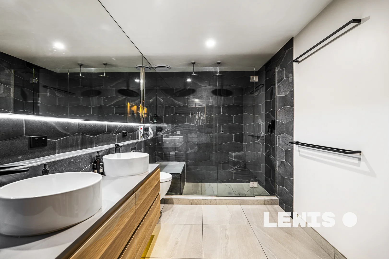 Additional image 11 of 4 Forster Court, Pascoe Vale South VIC 3044