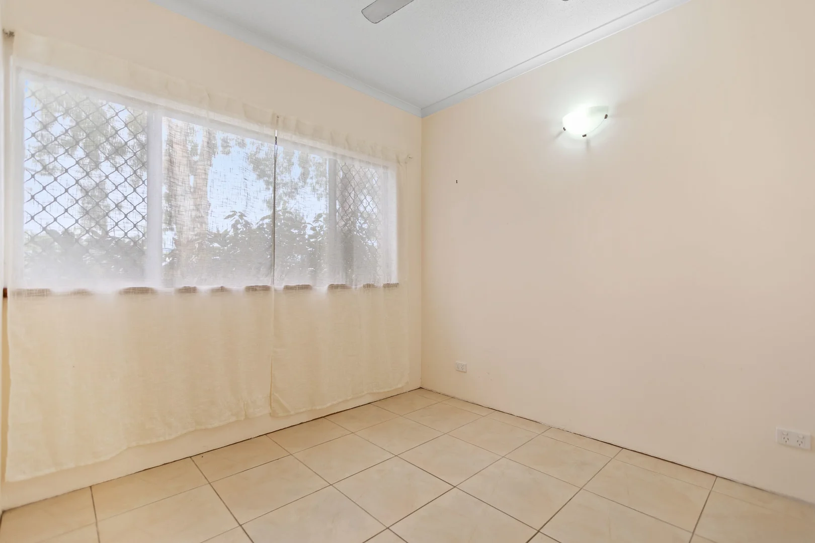 Additional image 9 of 1/21-31 Poinciana Street, Holloways Beach QLD 4878