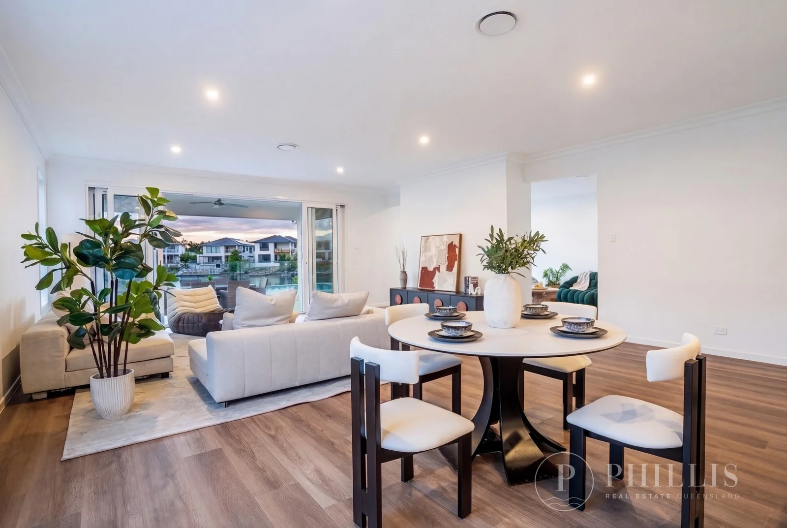 Additional image 5 of 152 Lake Serenity Boulevard, Helensvale QLD 4212