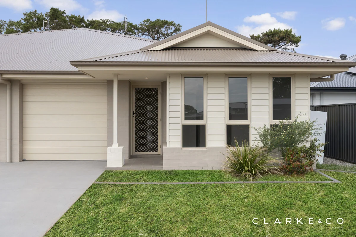 1/16 Guardsman Grove, Lochinvar NSW 2321