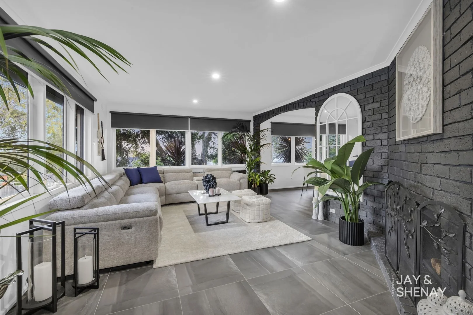 Additional image 3 of 17 William Perry Close, Endeavour Hills VIC 3802