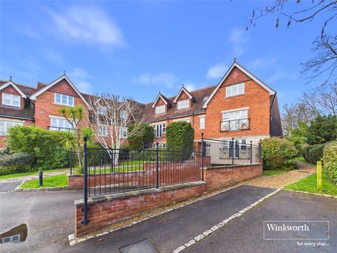 Upcross Gardens, Reading, Berkshire RG1