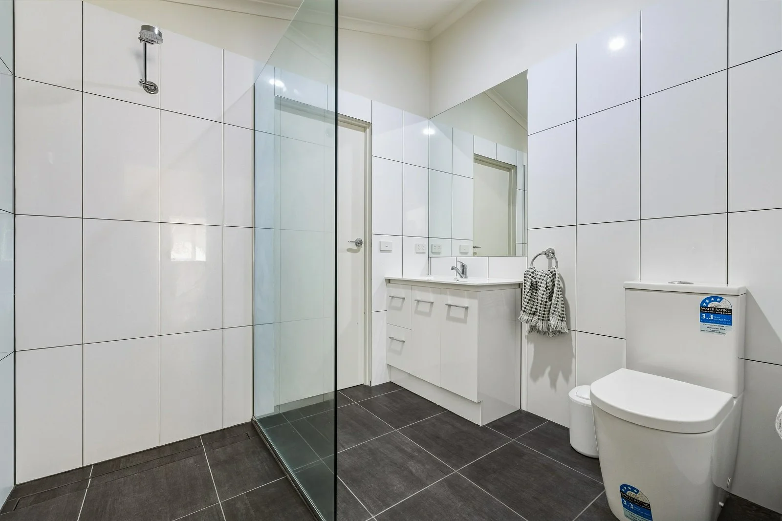 Additional image 18 of 15 Windjammer Court, Paynesville VIC 3880