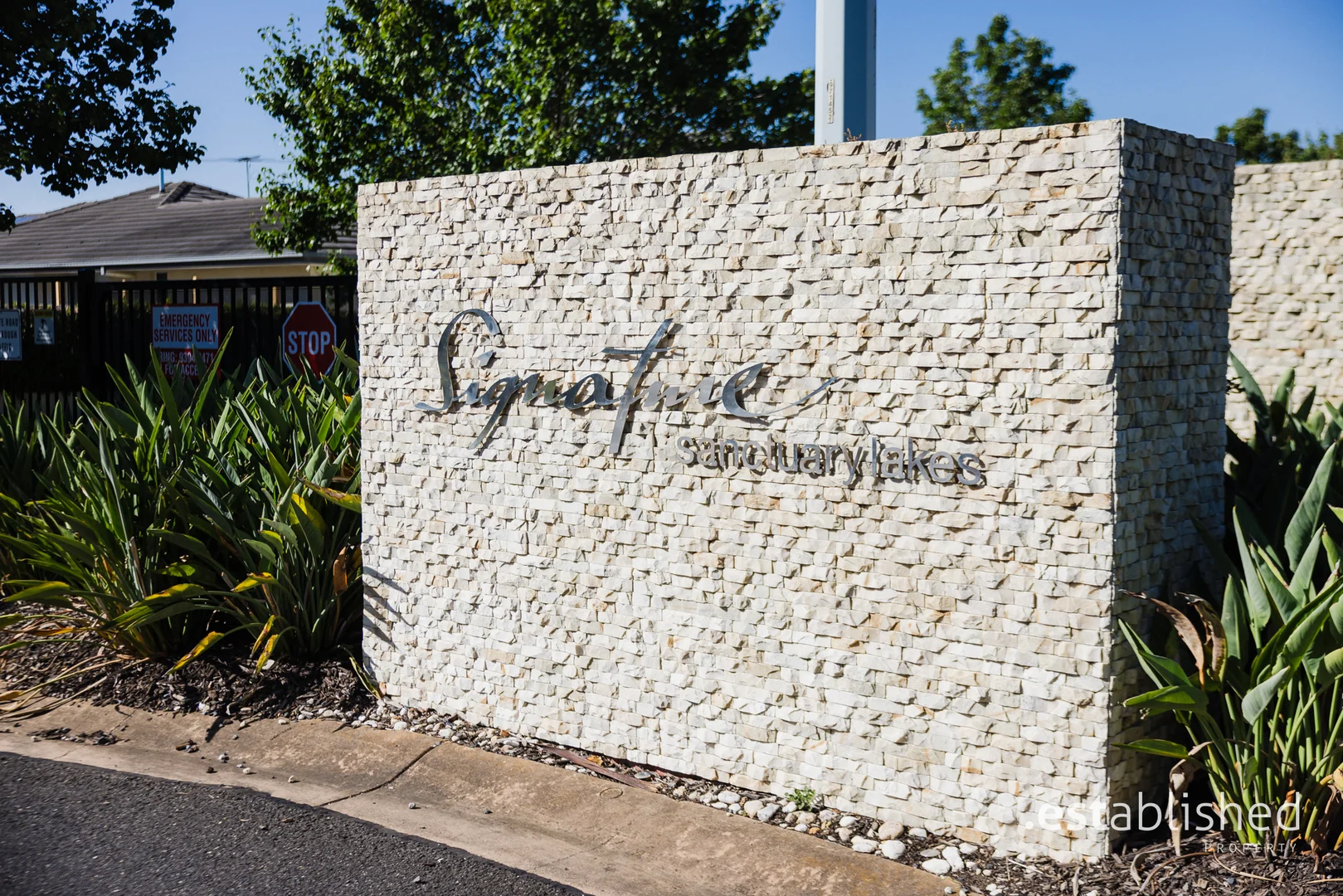 Additional image 16 of 30 Signature Boulevard, Sanctuary Lakes VIC 3030