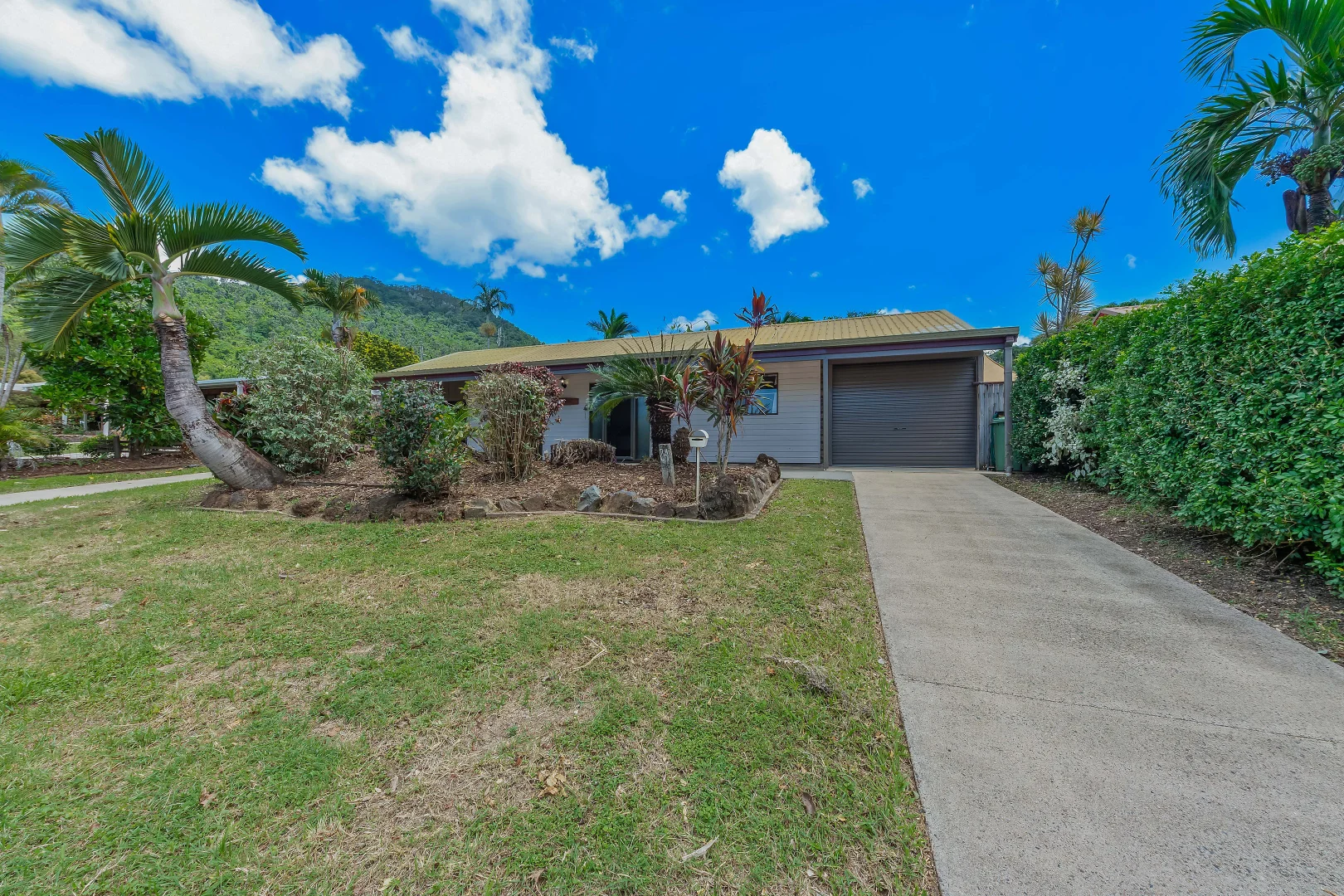 Additional image 2 of 24 Tropic Road, Cannonvale QLD 4802