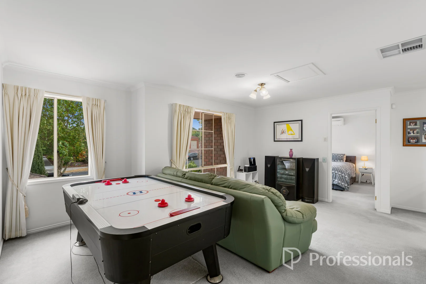 Additional image 10 of 46 Summerhill Park Drive, Mooroolbark VIC 3138