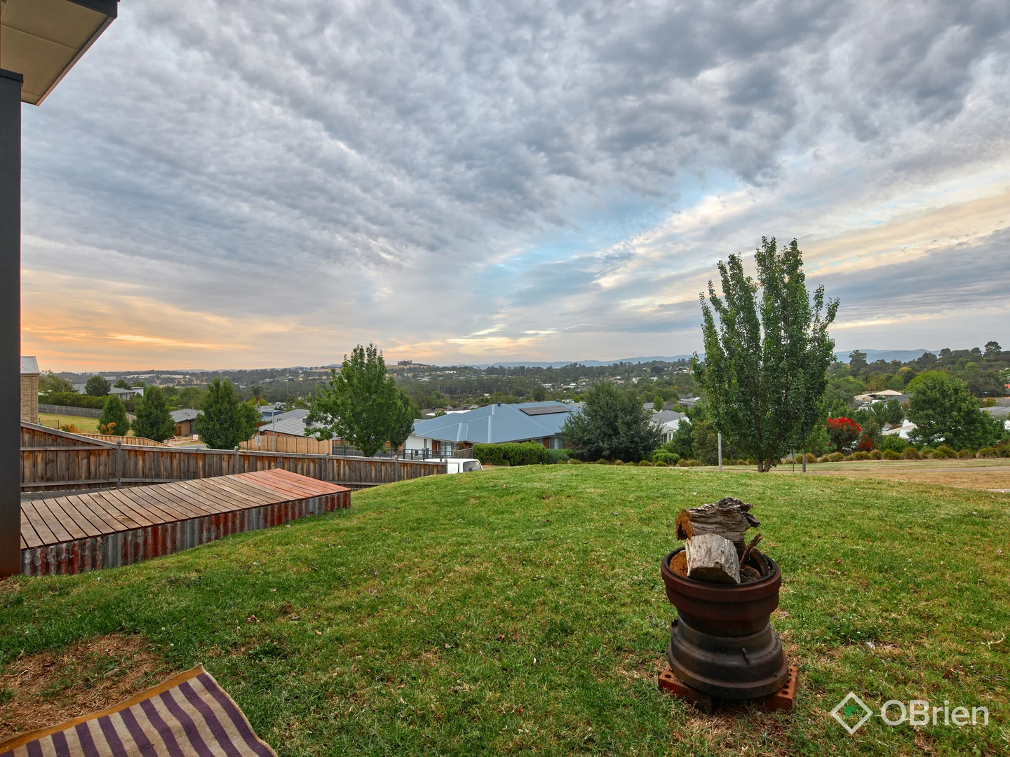 Additional image 2 of 19 Timbertop Crescent, Drouin VIC 3818
