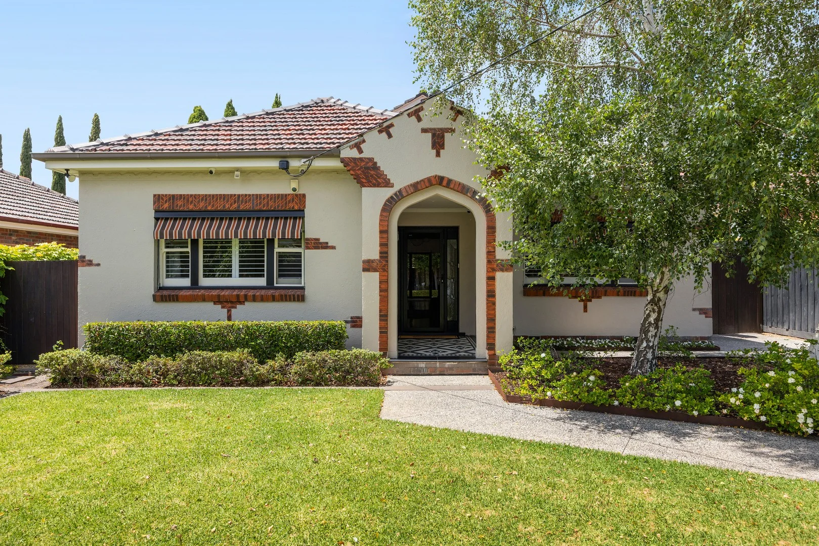 22 Peterleigh Grove, Essendon VIC 3040