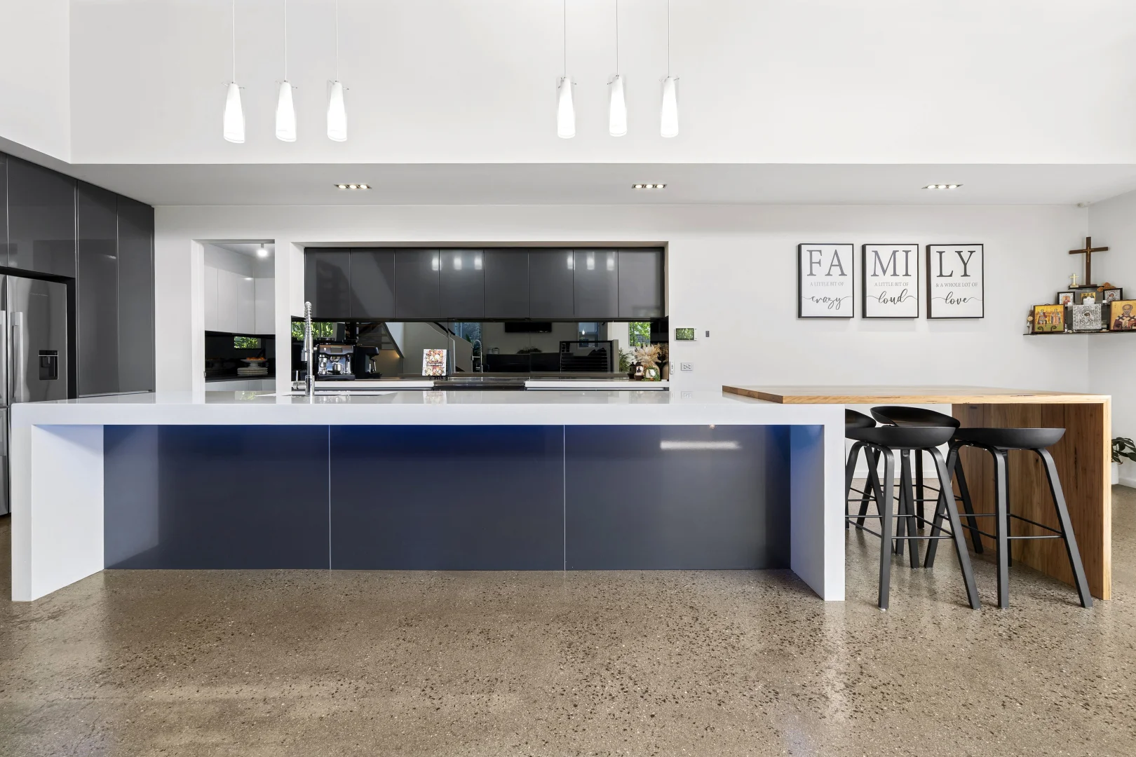 Additional image 11 of 9 Stoneleigh Crescent, Highton VIC 3216