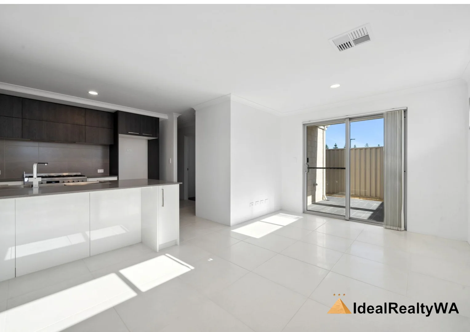 Additional image 3 of 2/536 Nicholson Road, Canning Vale WA 6155