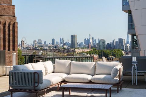 Wilshire House, Prospect Way, London SW11