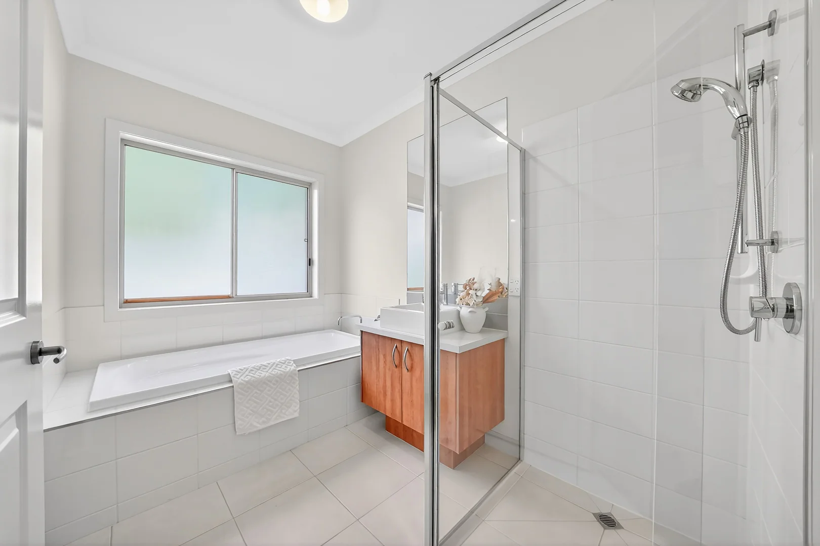 Additional image 17 of 135 Kinglake Drive, Manor Lakes VIC 3024