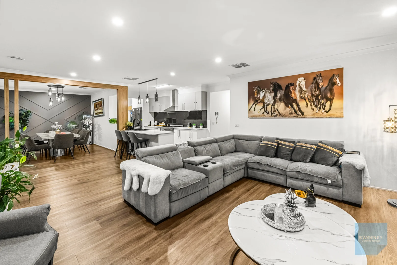 Additional image 10 of 8 Annecy Boulevard, Fraser Rise VIC 3336