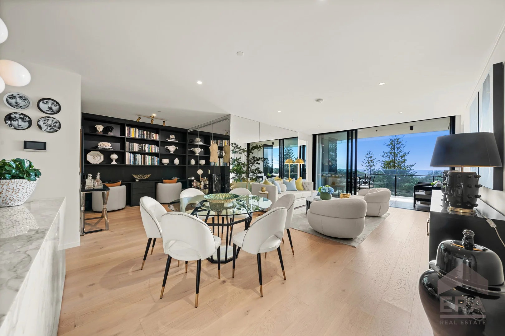 Additional image 4 of 302/272 Hedges Avenue, Mermaid Beach QLD 4218