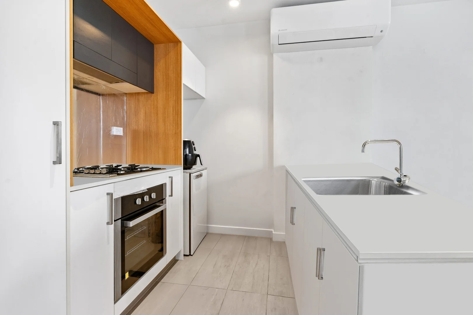 Additional image 3 of 310/267 King Street, Newcastle NSW 2300