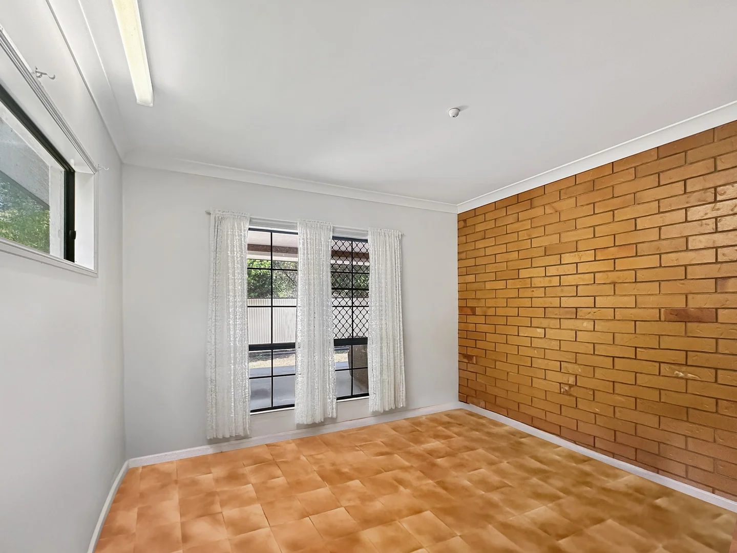 Additional image 10 of 12 Hastie Street, Mareeba QLD 4880