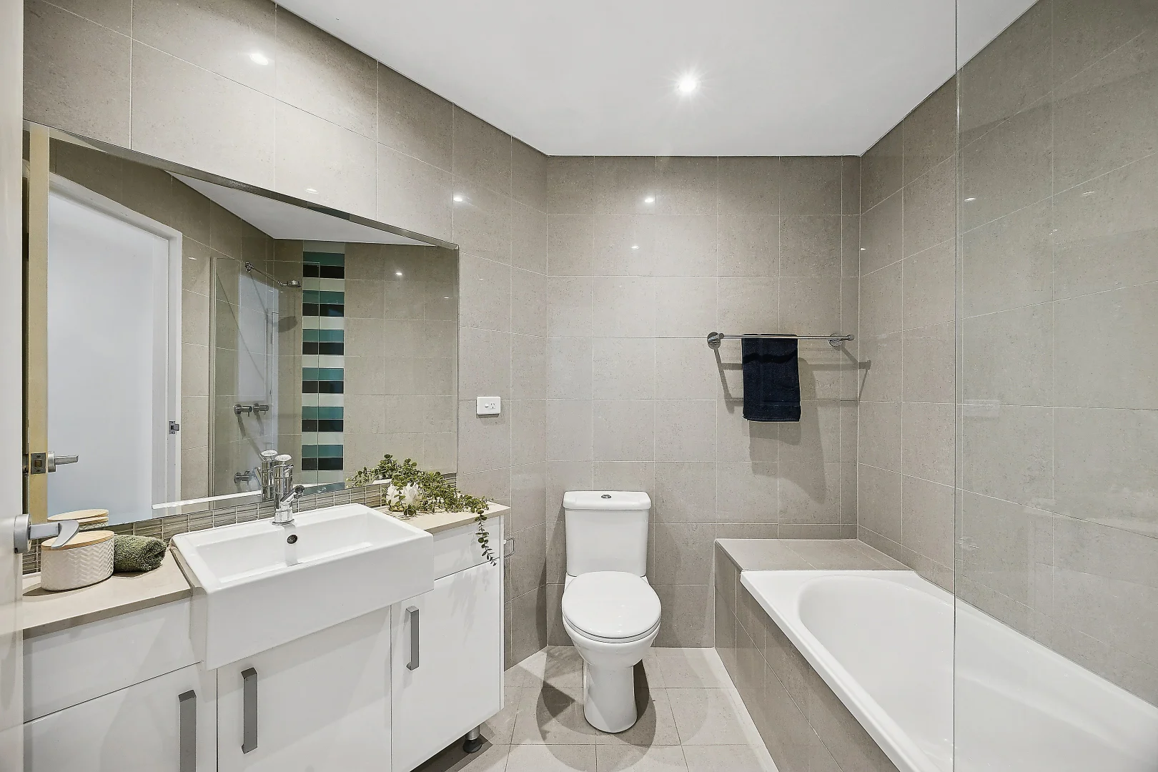 Additional image 12 of 25/2-6 Beach Street, The Entrance NSW 2261