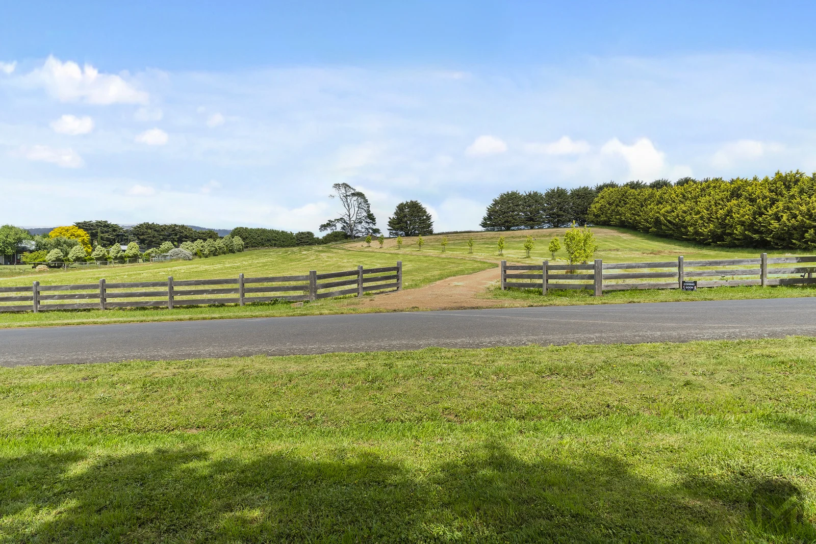 Additional image 18 of 24 Embley Court, Romsey VIC 3434