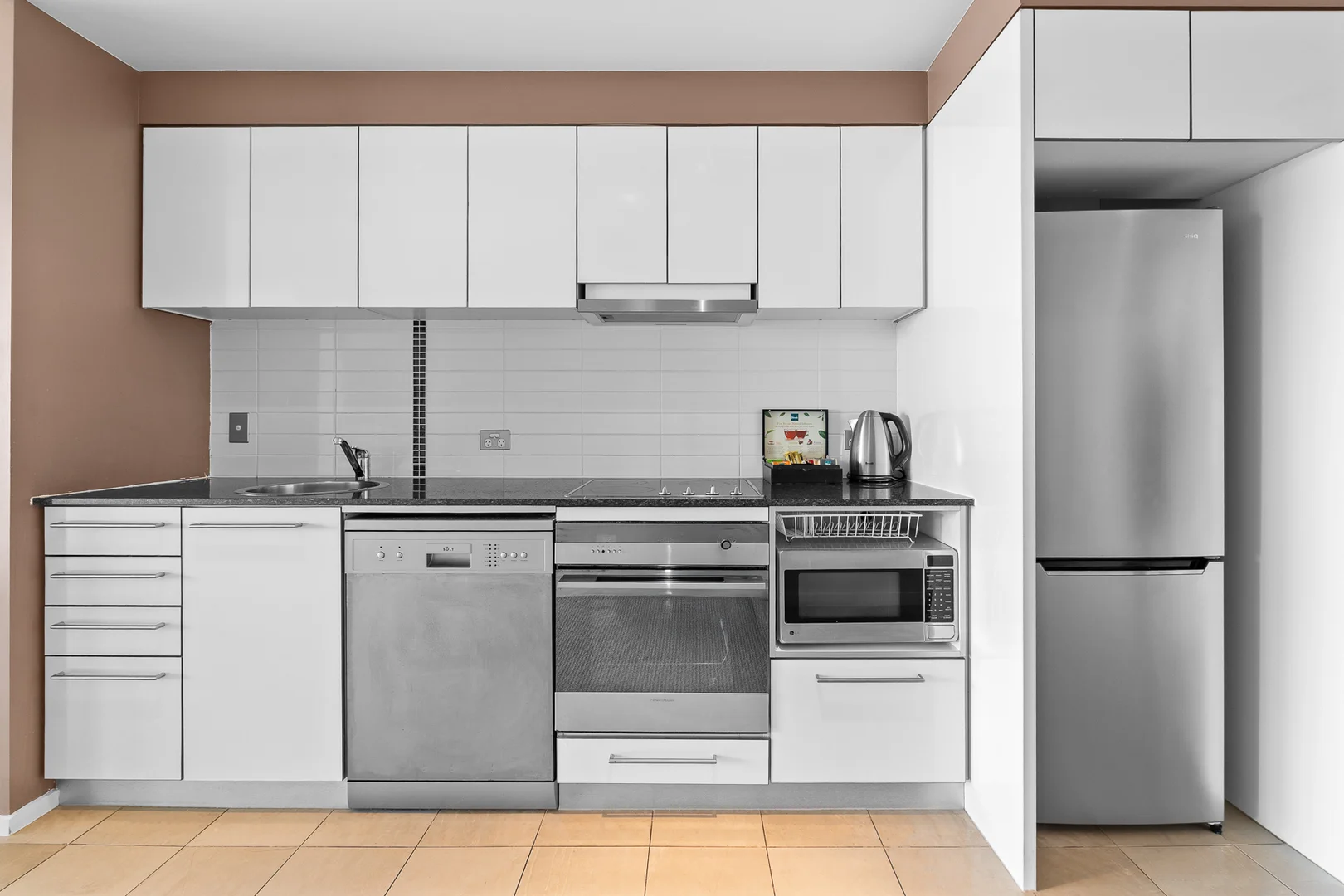 Additional image 5 of 1409/22 Surf Parade, Broadbeach QLD 4218