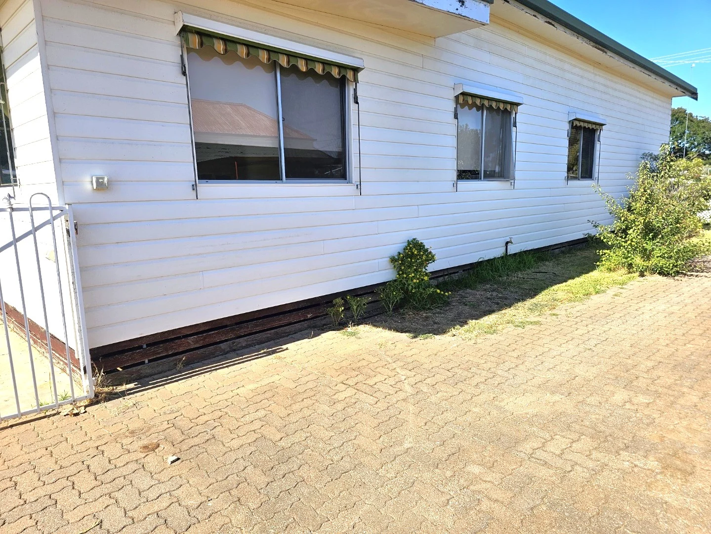 Additional image 3 of 145 Woods Street, Donald VIC 3480