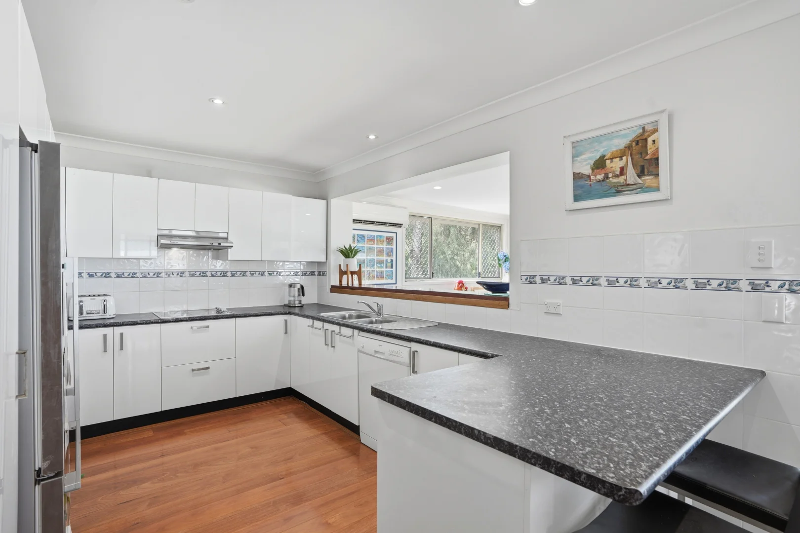 Additional image 5 of 343 Lakedge Avenue, Berkeley Vale NSW 2261