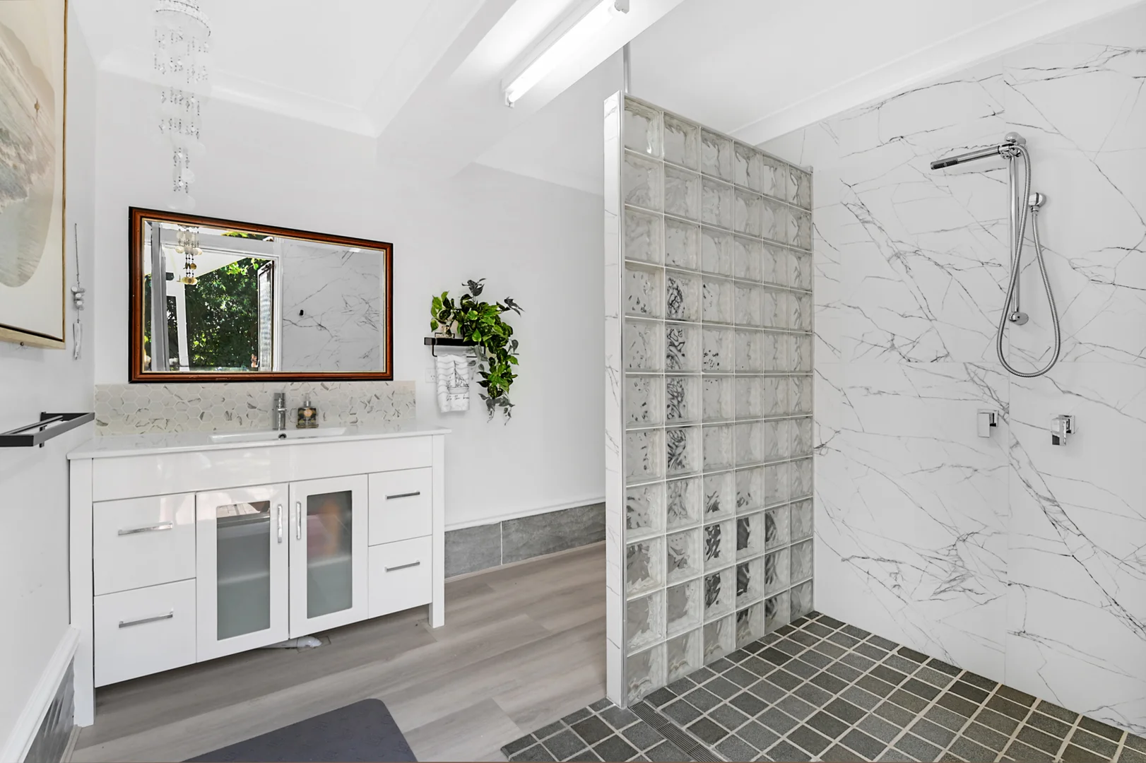 Additional image 11 of 8 Daru Avenue, Runaway Bay QLD 4216