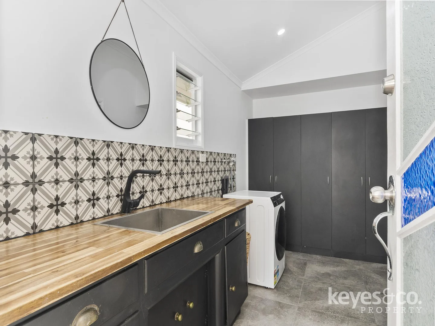 Additional image 19 of 2 The Avenue, Hermit Park QLD 4812