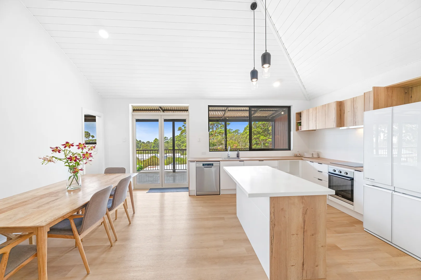 Additional image 2 of 11 Christina Crescent, Denmark WA 6333