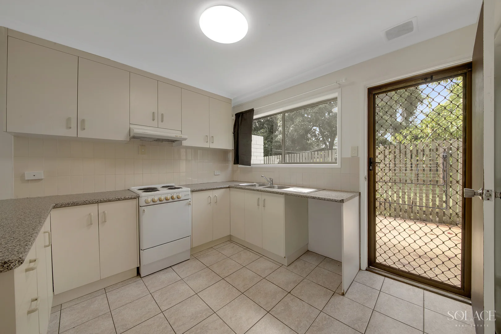 Additional image 4 of 2/18 Leonard Street, South Gladstone QLD 4680