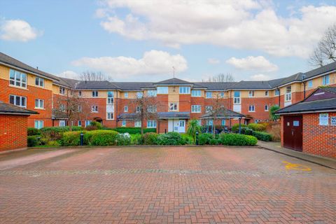 Grasgarth Close, Acton W3