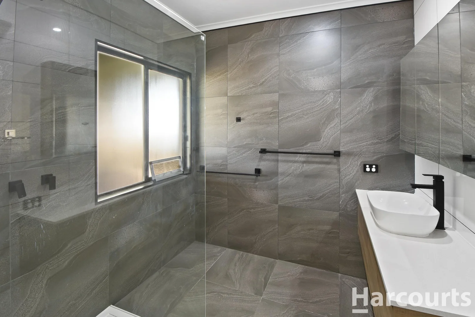 Additional image 10 of 30 Kelsall Street, Warracknabeal VIC 3393