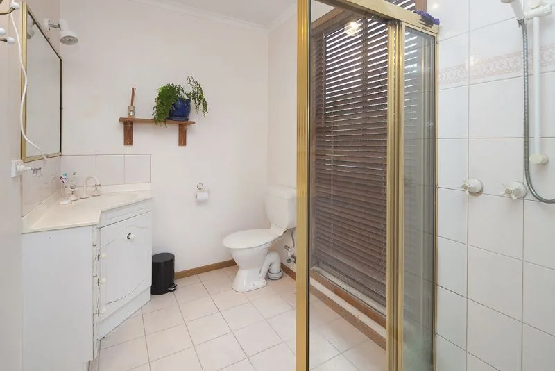 Additional image 9 of 190 Parish Road, Iona VIC 3815