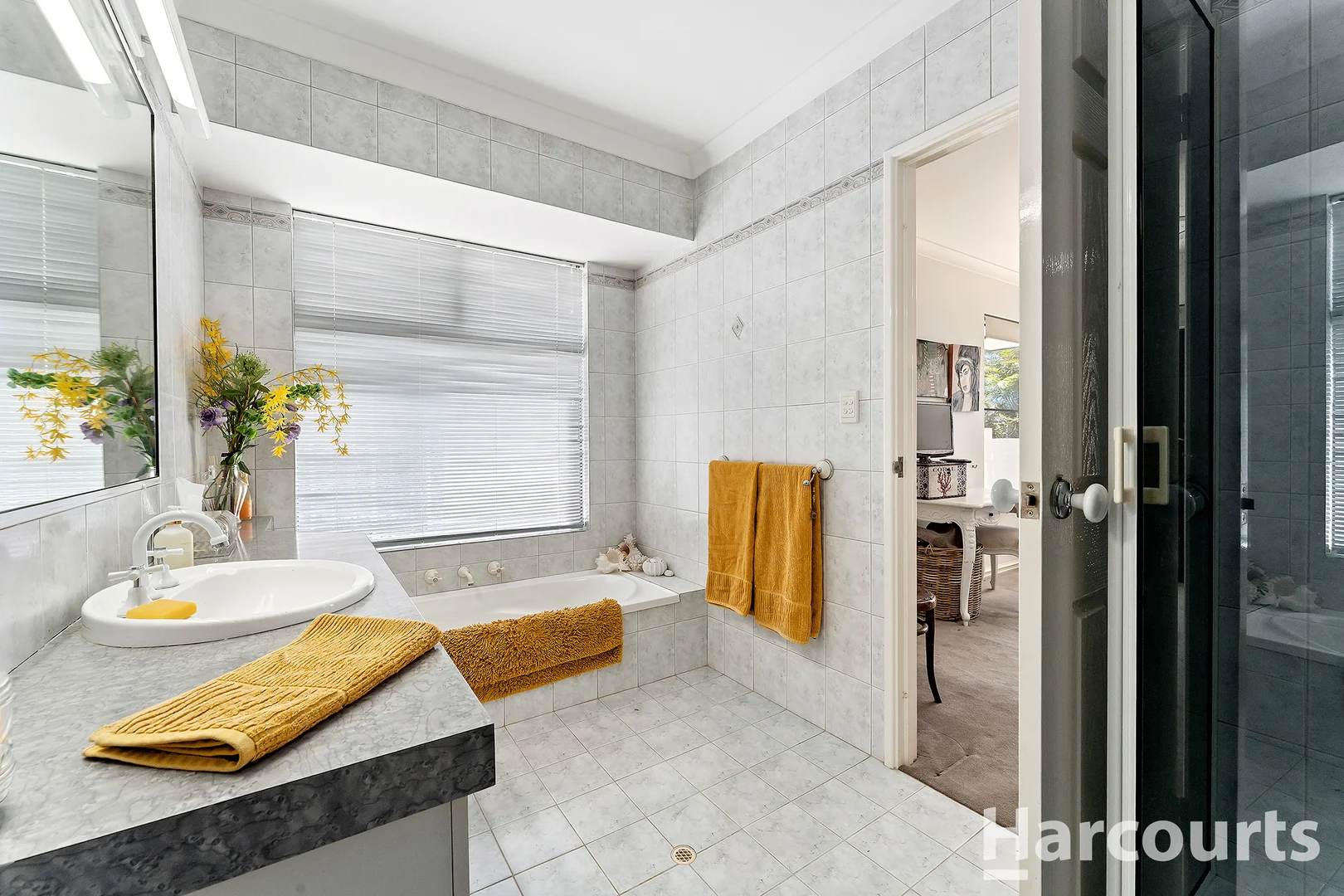 Additional image 15 of 10 Eunamara Retreat, Halls Head WA 6210