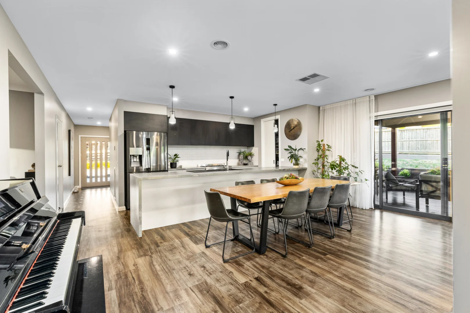 Additional image 2 of 9523A Western Highway, Warrenheip VIC 3352