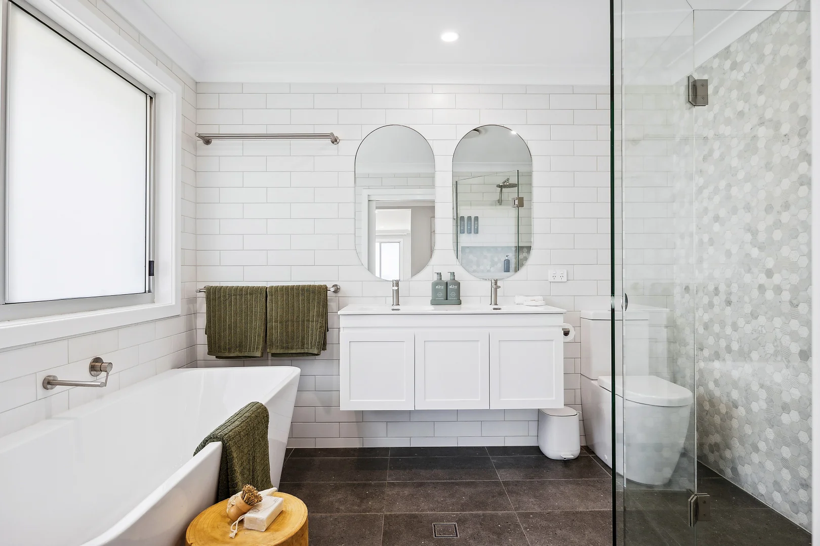 Additional image 15 of 11 Wyuna Avenue, The Entrance North NSW 2261