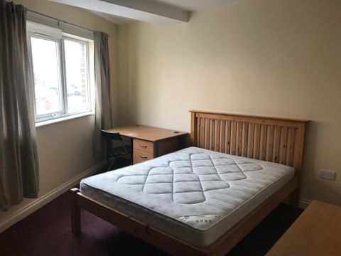 Radford Road, Nottingham NG7, Room to rent