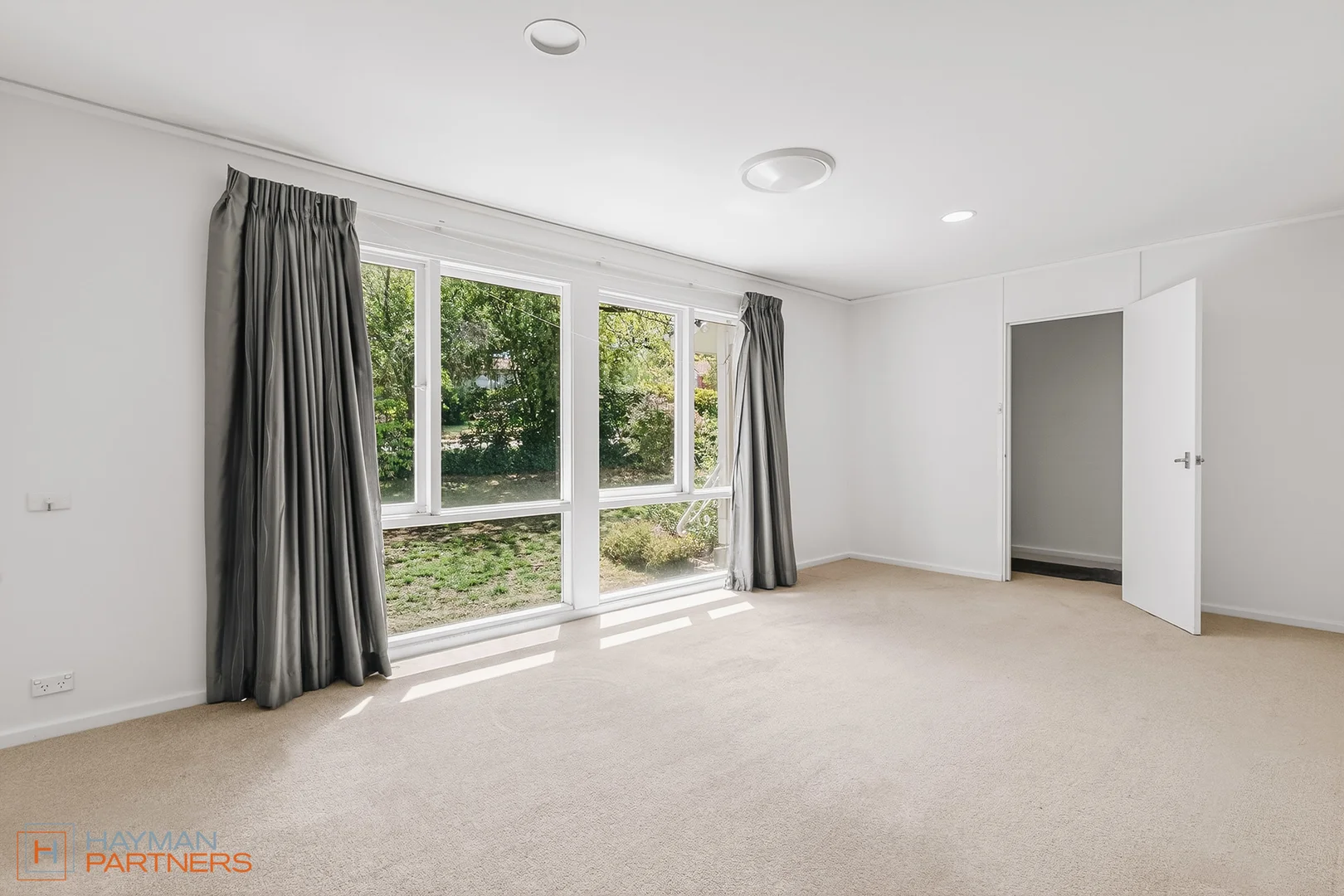 Additional image 2 of 42 Kitchener Street, Hughes ACT 2605