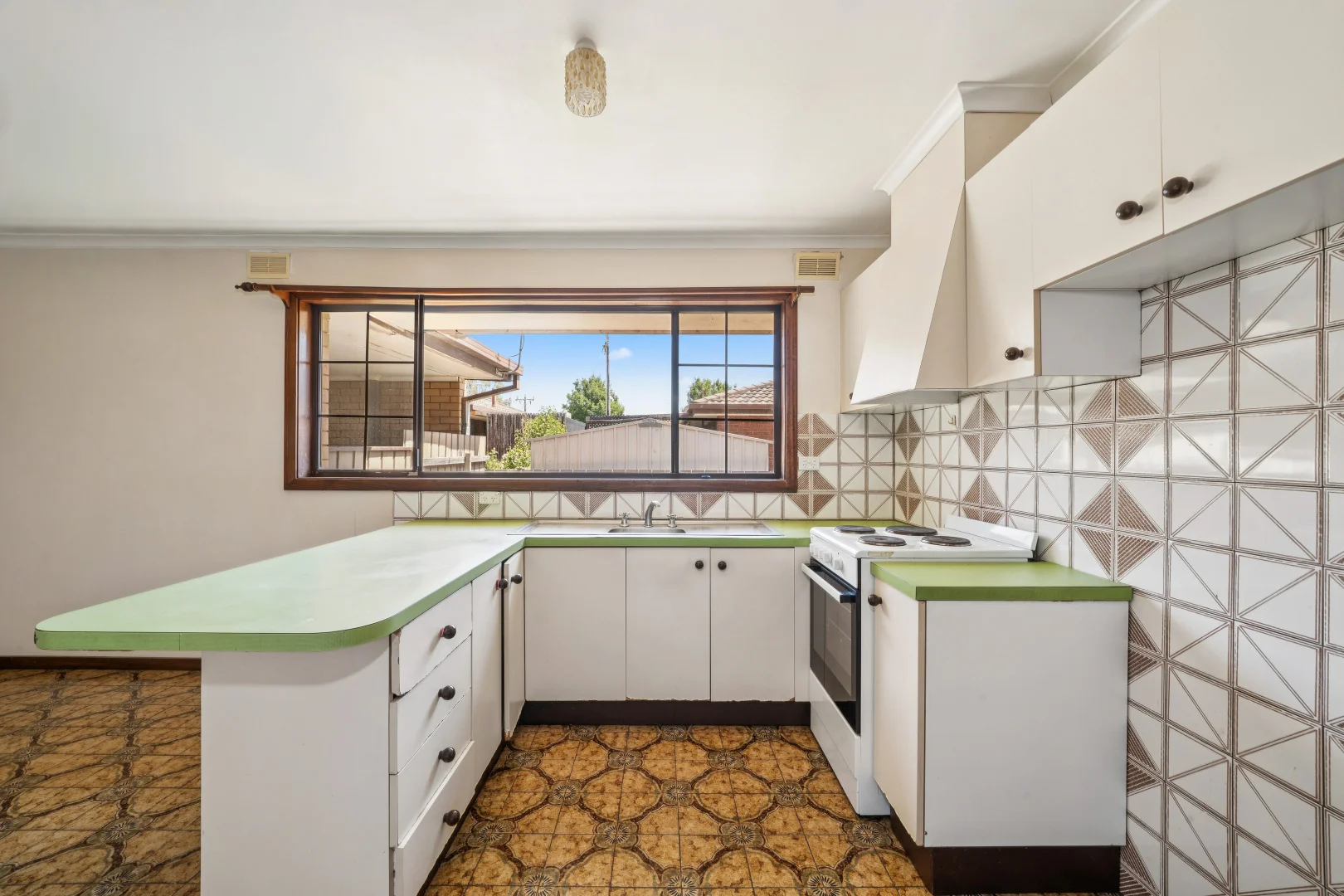 Additional image 2 of 1 & 2/95 Numurkah Road, Shepparton VIC 3630