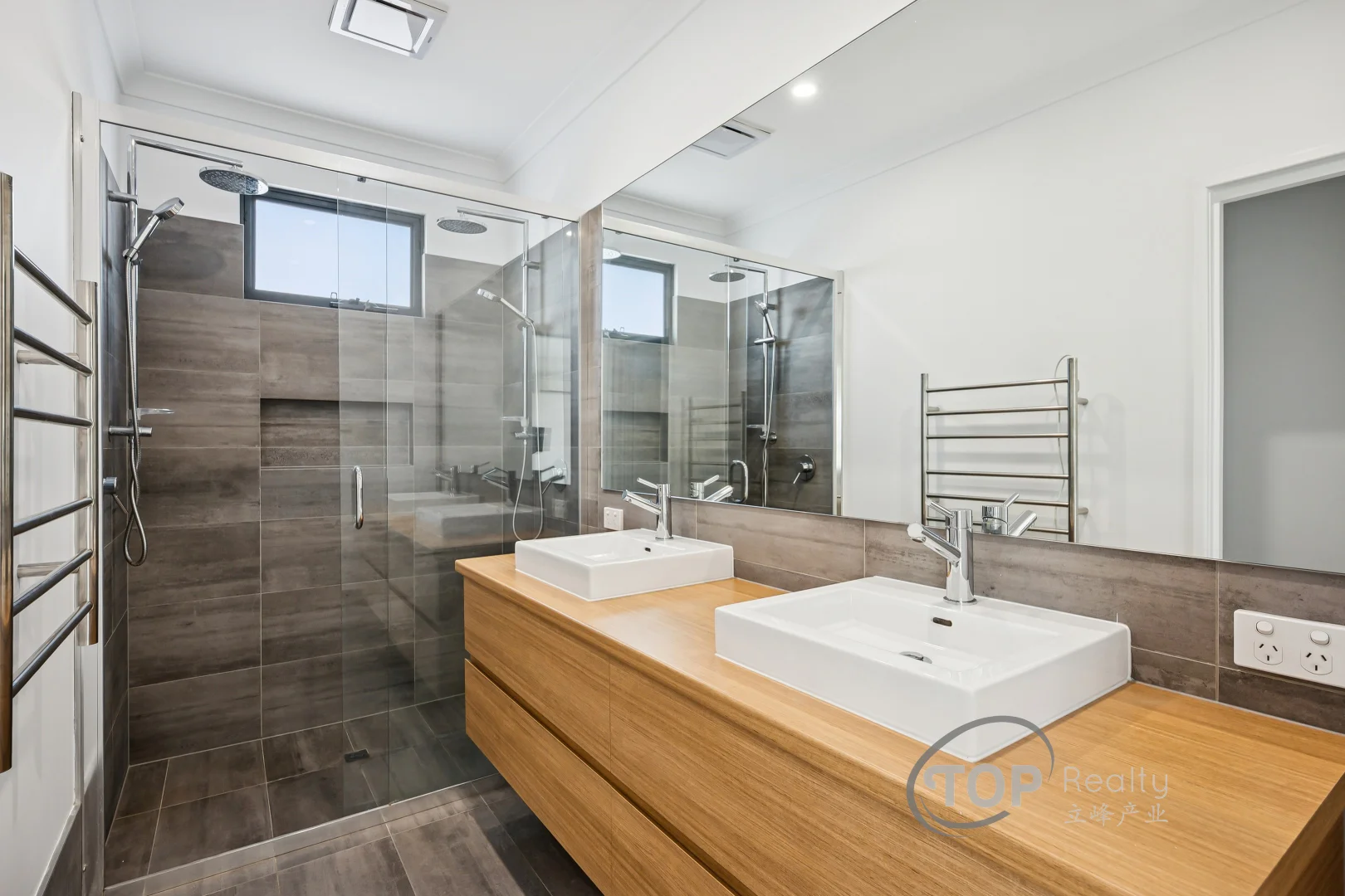 Additional image 13 of 28 Tricourt Grove, Riverton WA 6148