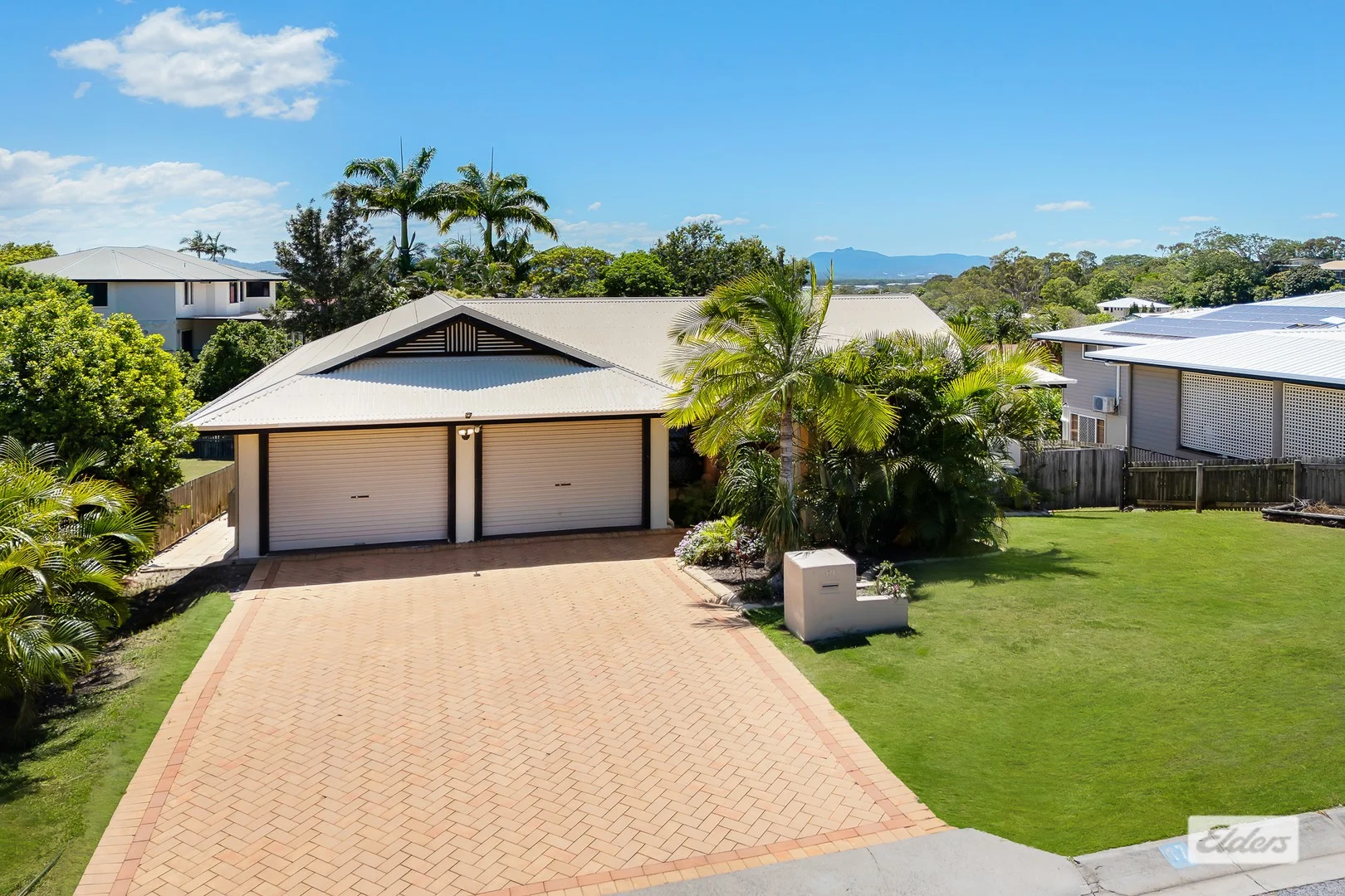17 Coolibah Street, Kin Kora QLD 4680