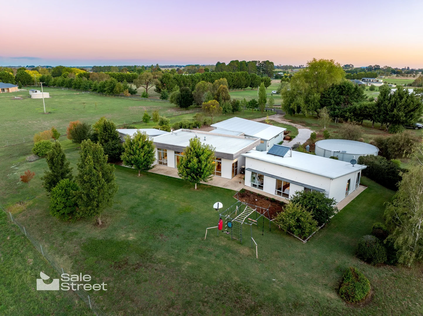 Additional image 33 of 37 Carcoar Street, Spring Hill NSW 2800