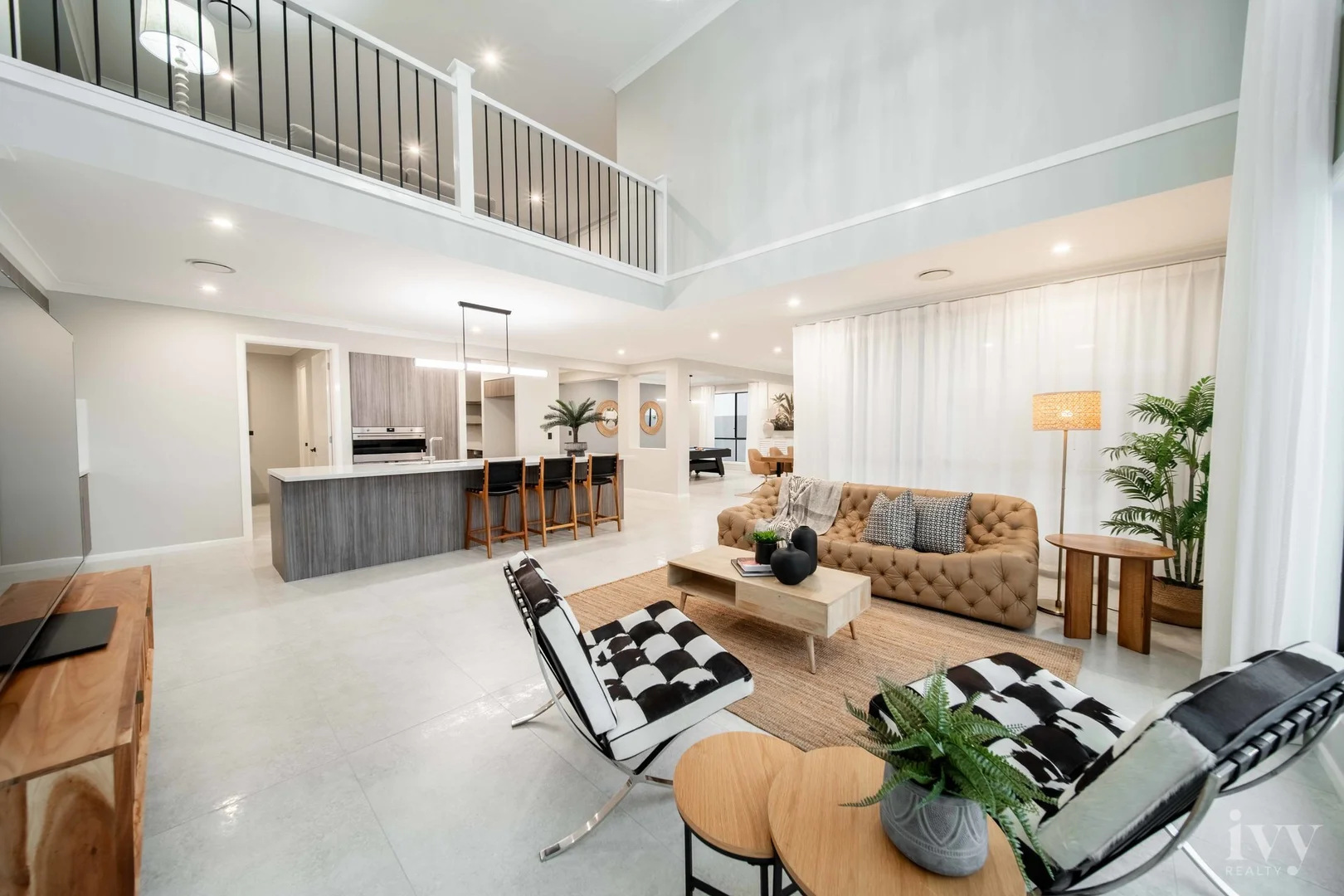 Additional image 8 of 188 Lake Serenity Boulevard, Helensvale QLD 4212