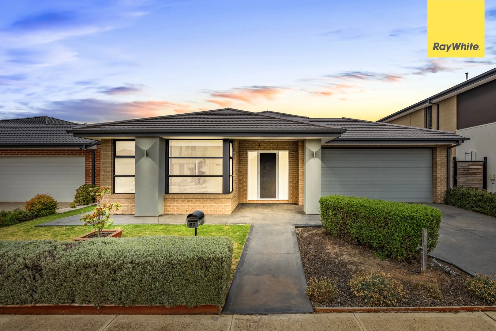 60 Wingfield Drive, Thornhill Park VIC 3335