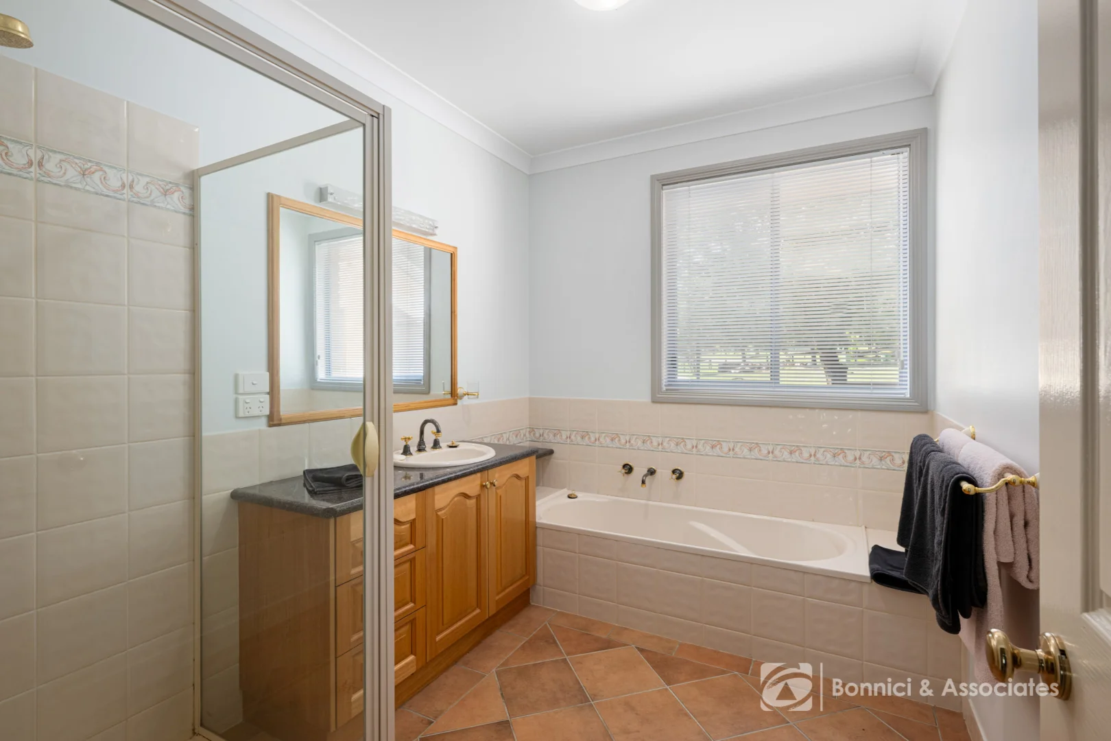 Additional image 15 of 4 Mcgaffins Road, West Wodonga VIC 3690