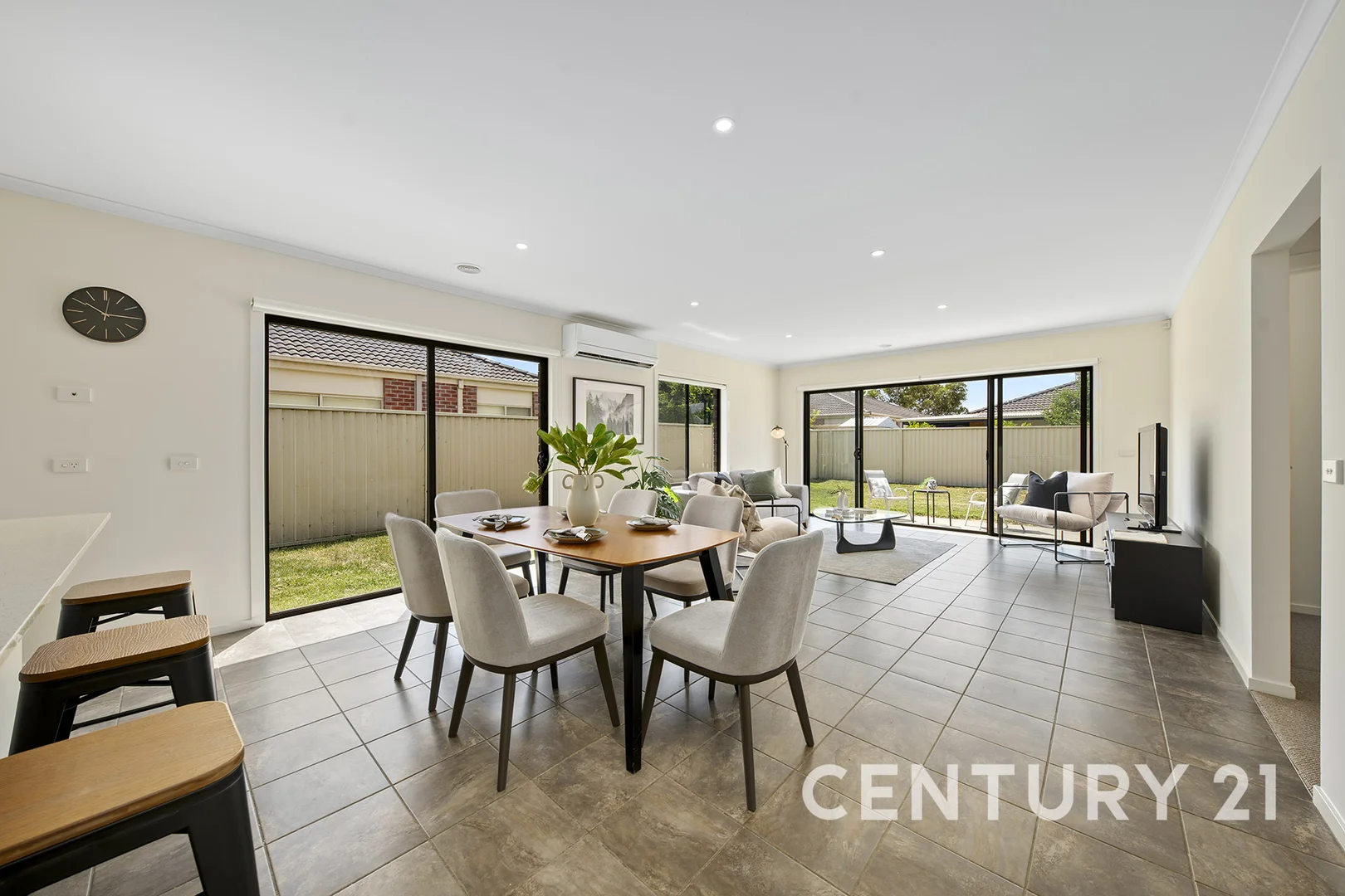 Additional image 6 of 40 Bluehills Boulevard, Pakenham VIC 3810