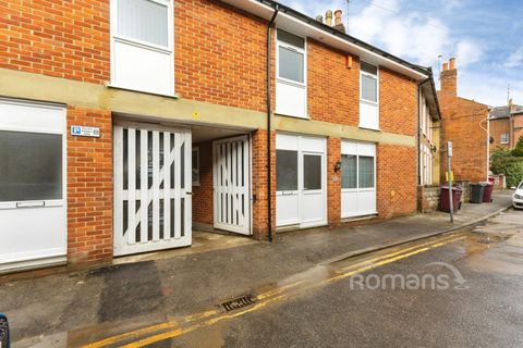 Boult Street, Reading, Berkshire RG1