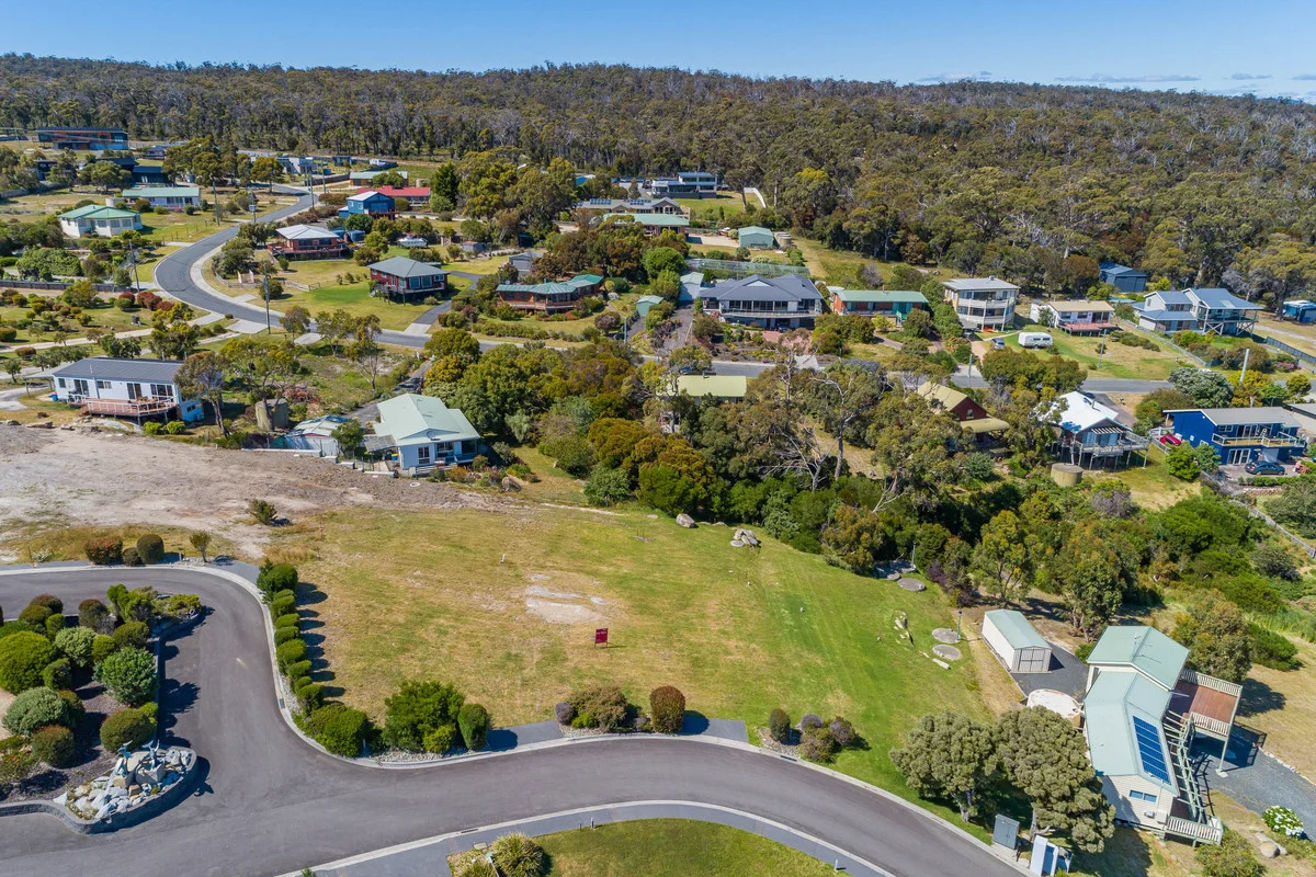 Additional image 9 of 12 Wedge Court, Binalong Bay TAS 7216